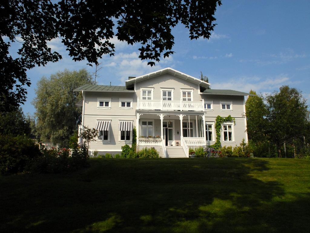 Lansmansgarden Adalen Hotel Lugnvik Exterior photo