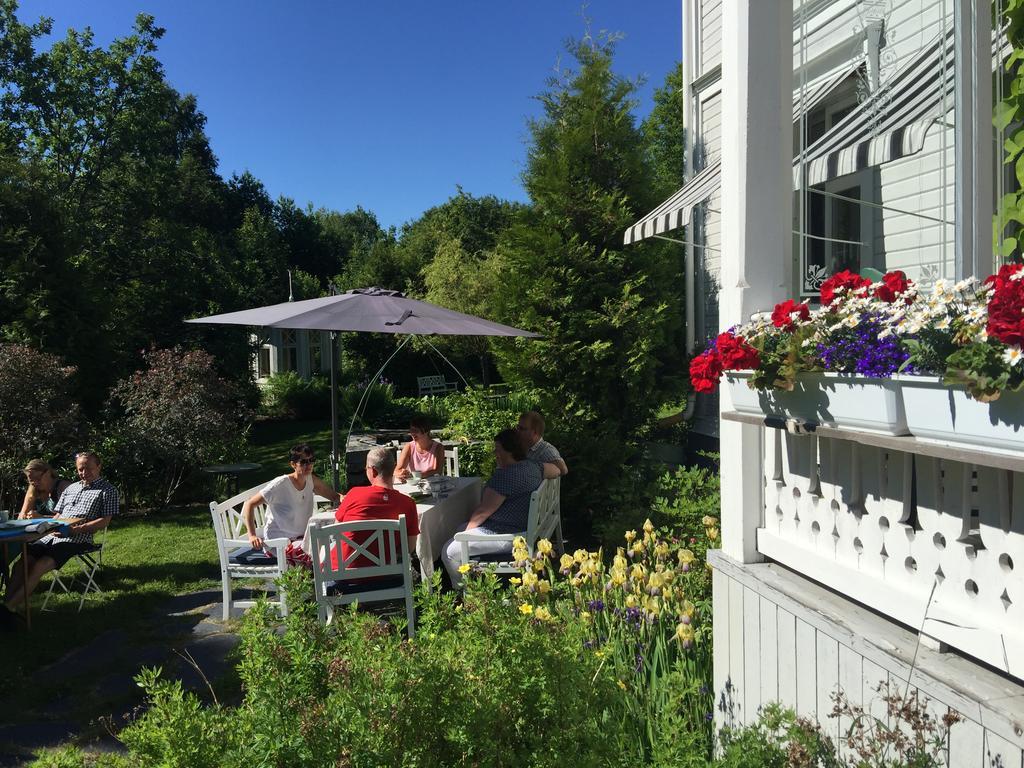 Lansmansgarden Adalen Hotel Lugnvik Exterior photo