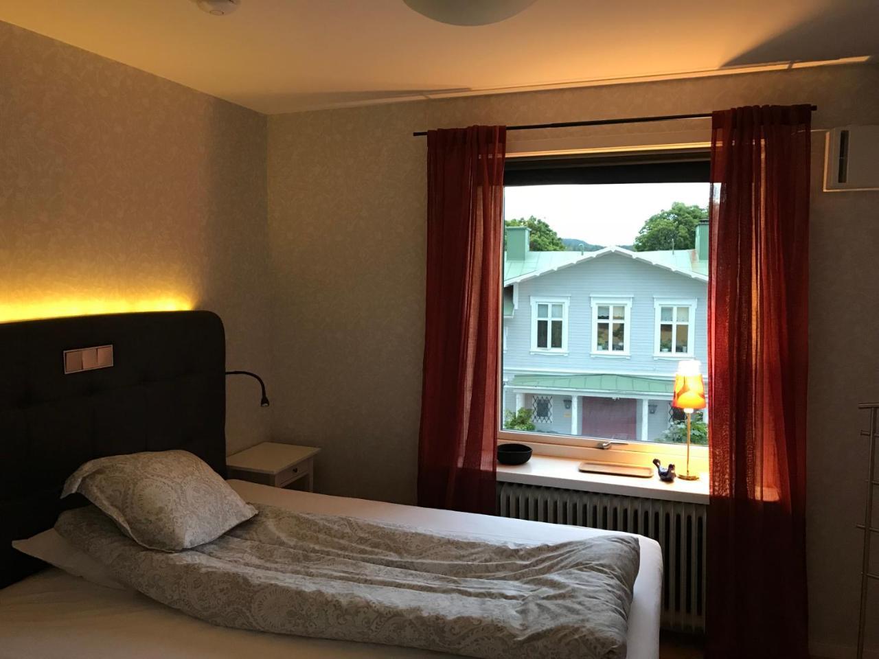 Lansmansgarden Adalen Hotel Lugnvik Exterior photo